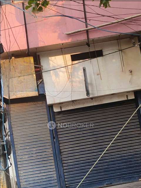 Shop in Sector 7 , Gurgaon for sale 