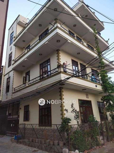 3 BHK Flat In Apartment for Rent  In Ashok Vihar Phase Iii Extension