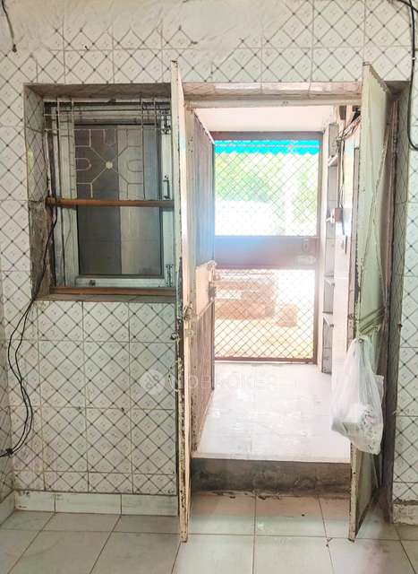 1 BHK Flat In Site 1 Vikas Puri For Sale  In 306, Site 1 Rd