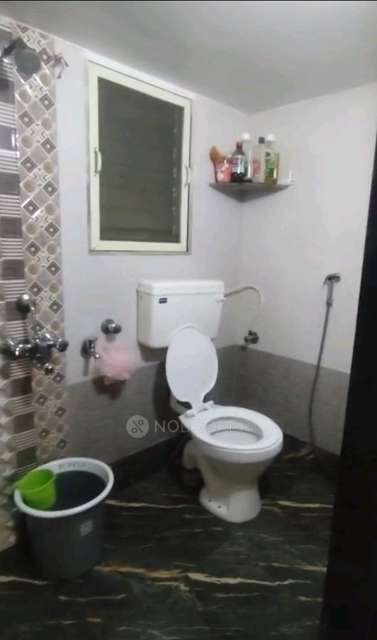 2 BHK Flat In 401,navutkarsh Chs, For Sale  In Samaj Mandir Hall - Banquet Hall