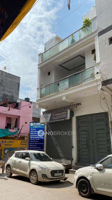 Godown/Warehouse in Kartar Nagar, Delhi for Rent