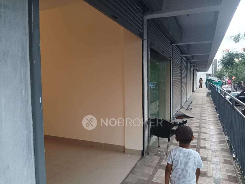 Shop in Narhe, Pune for sale 