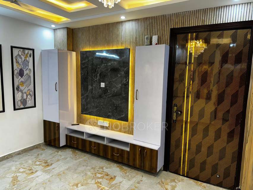 3 BHK Flat In Ud Apartment For Sale  In Hari Vihar