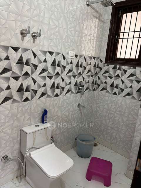 3 BHK Flat In Apartment For Sale  In Shahdara