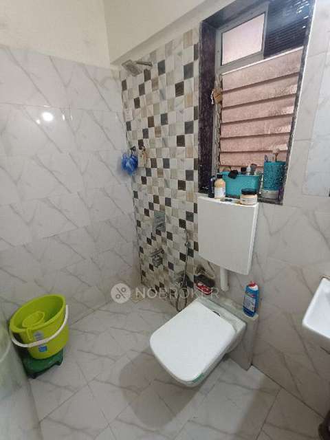 1 BHK Flat In Dharti Pressidio  For Sale  In Kandivali West