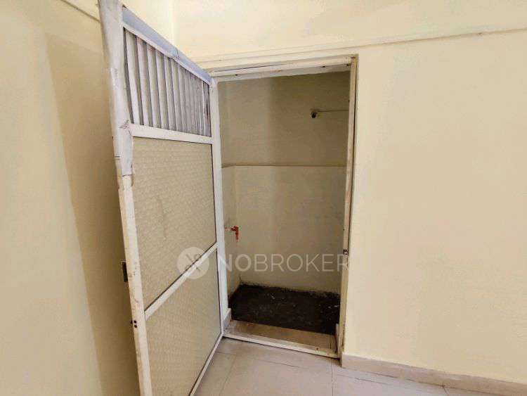 1 BHK Flat In Khandesh Bhavan for Rent In Uruli Kanchan