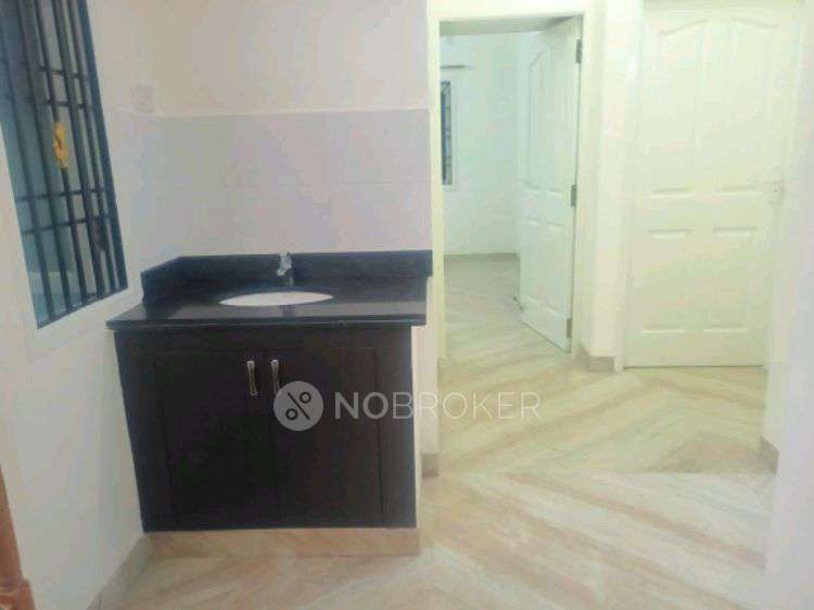 4+ BHK House For Sale  In Maduravoyal