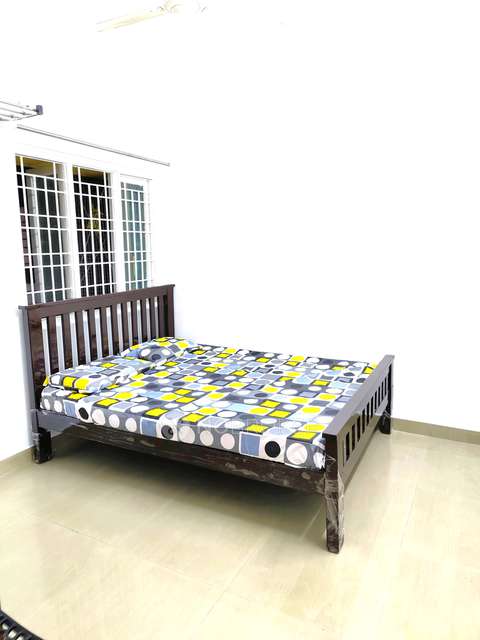 Single Room for Male In 3 BHK  In Haseen Manzil Apartment In Indiranagar
