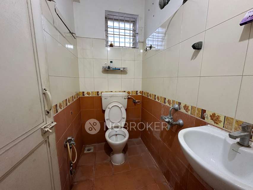 3 BHK Flat In Arjun Flats, Adambakkam For Sale  In Adambakkam