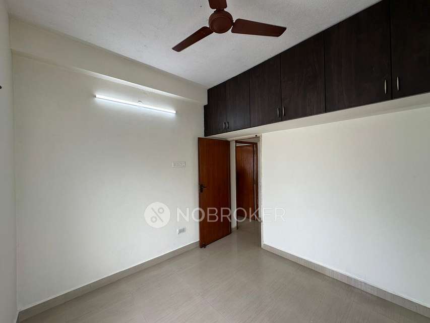 3 BHK Flat In Arjun Flats, Adambakkam For Sale  In Adambakkam