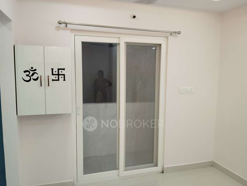 1 BHK Flat In Sr Apartment for Rent  In Madhapur