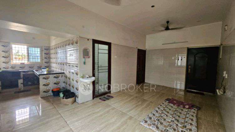 Single Room for Male In 2 BHK In Pvr Ortho Nuero Apartment In Pvr Ortho Neuro Clinic And Pharmacy, Sivan Koil Street, Next To Annai Mahal, Karpagambal Nagar, Thambusamy Nagar, Thiruverkadu, Chennai, Tamil Nadu, India