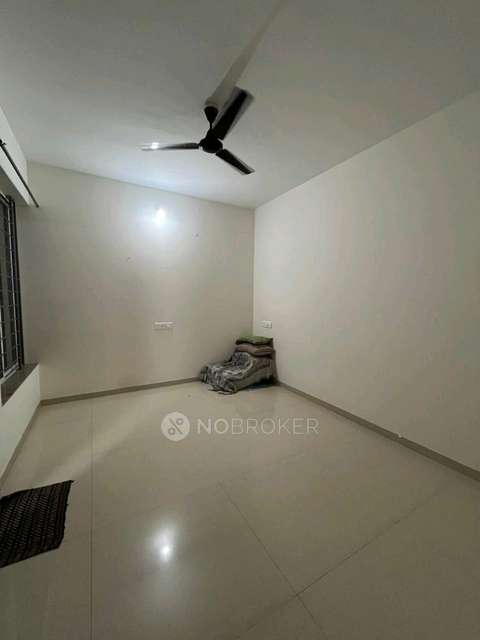 2 BHK Flat In Vision Starwest Phase - 1 For Sale  In Tathawade