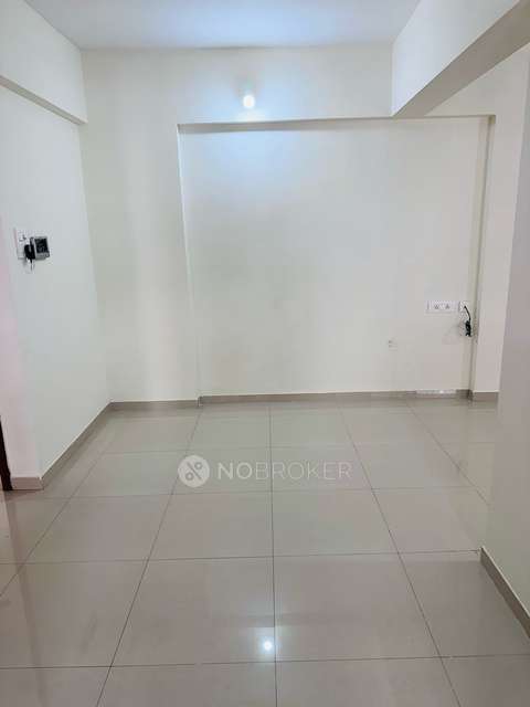 2 BHK Flat In Palm Spring For Sale  In Palm Springs