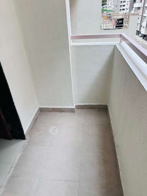 2 BHK Flat In Palm Spring For Sale  In Palm Springs