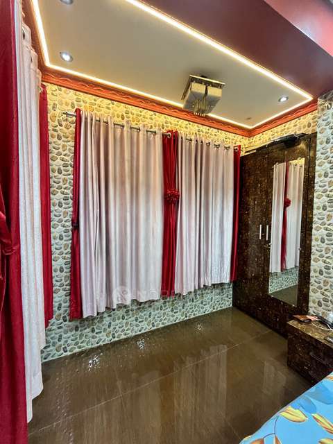 2 BHK Flat In Nirmal Roshni Apartment, Kailash Colony, Ulhasnagar For Sale  In Nirmal Roshani Apartment