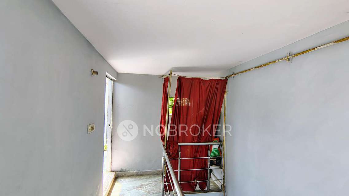 2 BHK Flat In Vijay Vihar For Sale  In Naraina