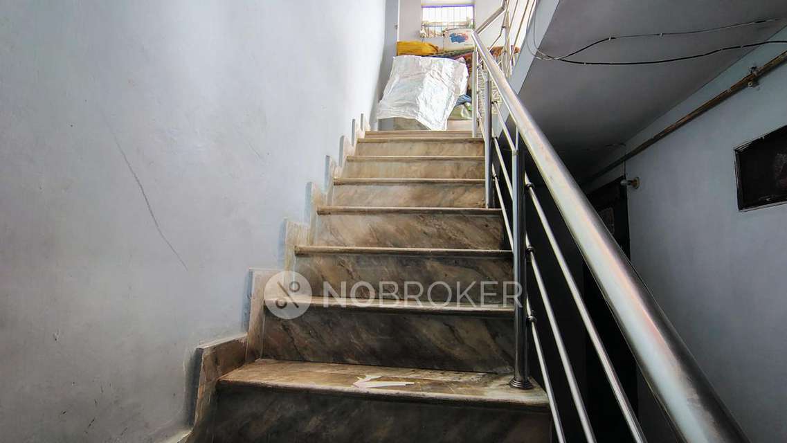 2 BHK Flat In Vijay Vihar For Sale  In Naraina