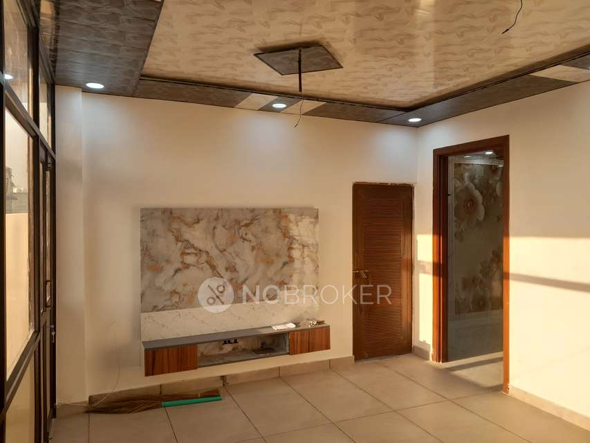 3 BHK Flat In G18a For Sale  In Uttam Nagar