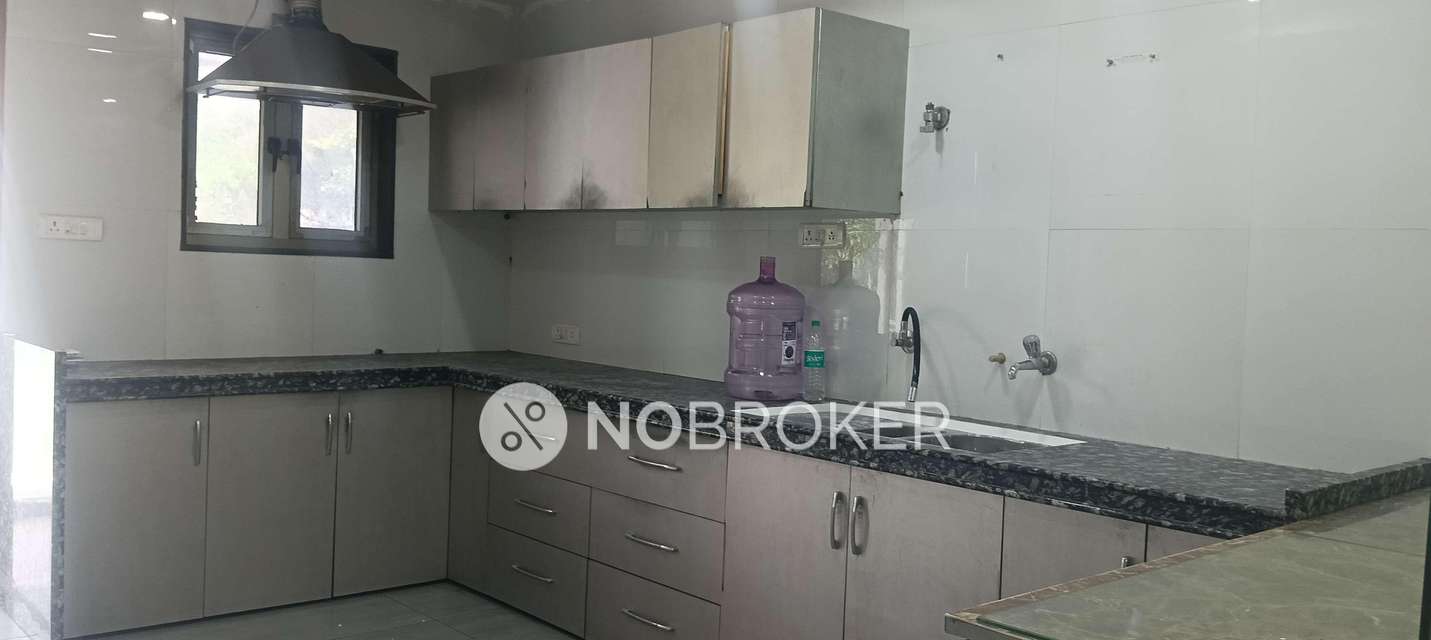 4 BHK Flat In East Wind Apartments For Sale  In Banjara Hills