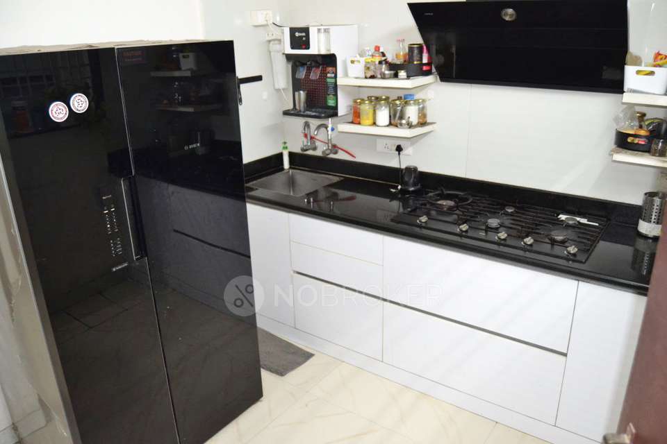 2 BHK Flat In  The Legend  For Sale  In Palace Colony Road