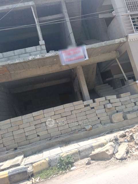 4+ BHK Flat For Sale  In B T M Layout