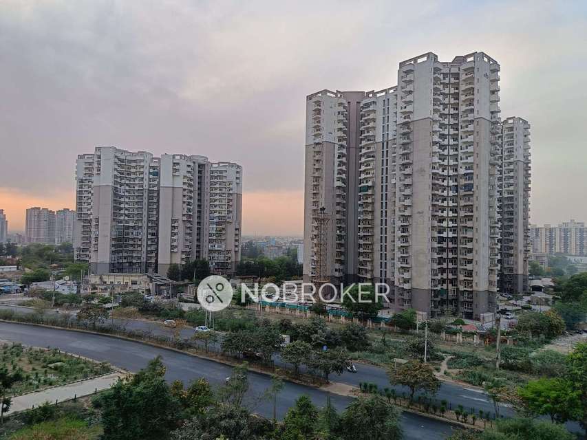 1 RK Flat In Raheja Navodaya for Rent  In  Sector 92