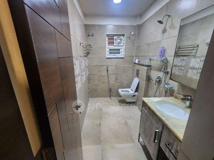 4+ BHK House For Sale  In Upperpally