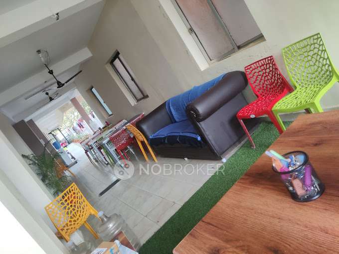 PG for Girls in Sholinganallur