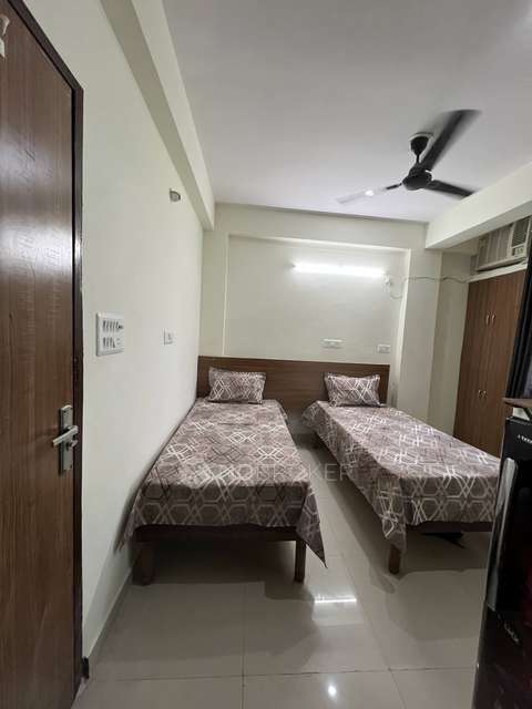 1 RK Flat In Sb for Rent  In Sector 22