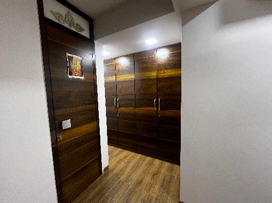 3 BHK Flat In Siddhivinayak Tower Chsl, Borivali West For Sale  In Borivali West