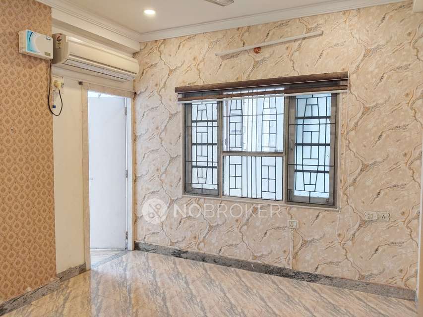 3 BHK Flat In Gayatri Kamakshi Apartments For Sale  In Durgabai Deshmukh Colony, Amberpet