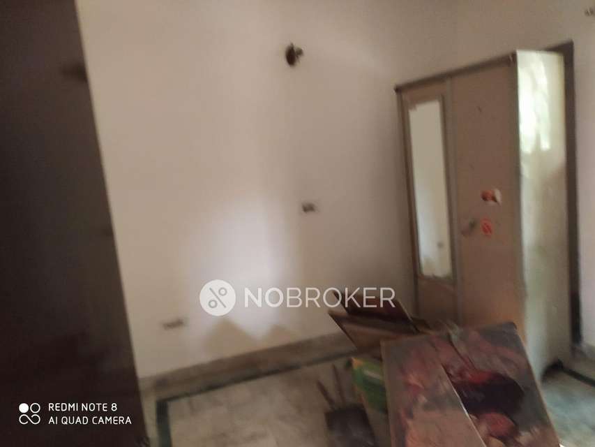 2 BHK Flat In Ss Southend  For Sale  In Sector 49