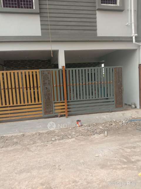 2 BHK Flat for Rent  In  Mullur 