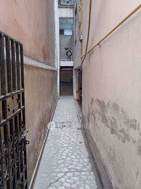 1 BHK Flat For Sale  In Khirki Extension