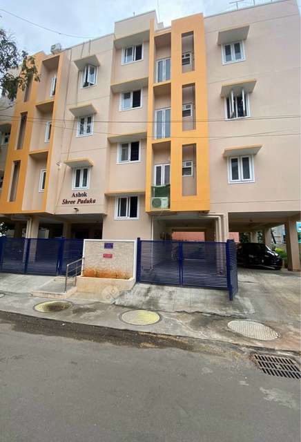2 BHK Flat In Ashok Shree Paduka, Ashok Nagar For Sale  In 1st Link Street