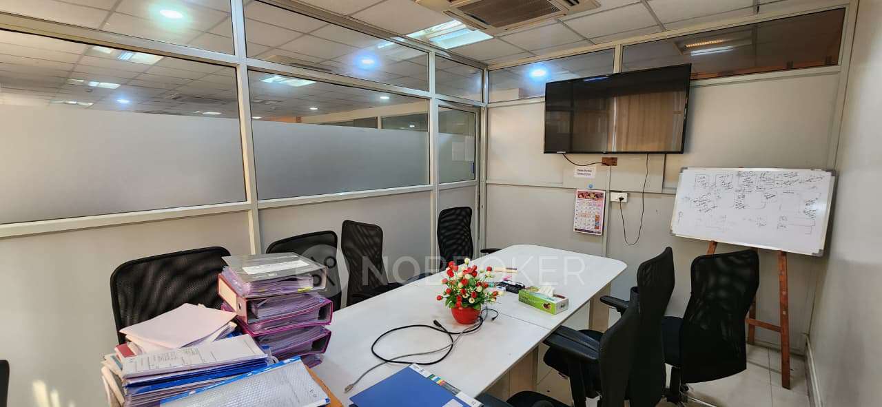 Office Space in Kothrud Bus Stand Road, Pune for Rent 