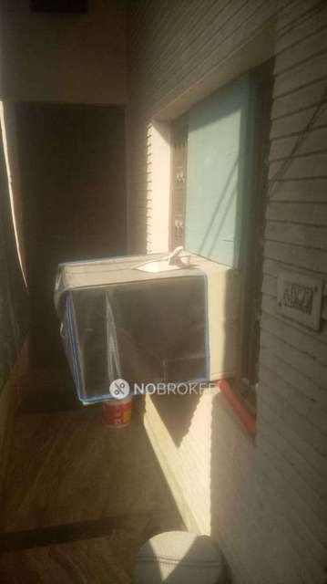 Godown/Warehouse in Chander Nagar, Delhi for Rent 