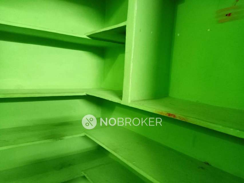 4+ BHK Flat For Sale  In Kondapur