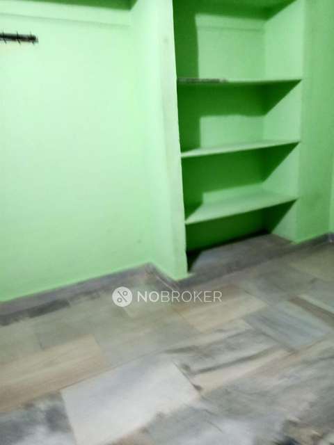 4+ BHK Flat For Sale  In Kondapur