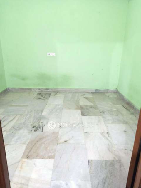 4+ BHK Flat For Sale  In Kondapur