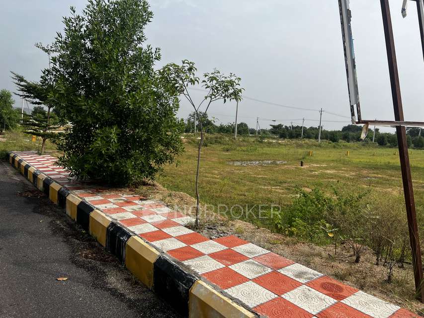 Plot For Sale  In Gunrock Valley In Keesara