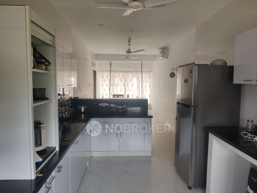 4 BHK Flat In Lancor Lakshmi, Royapettah For Sale  In Royapettah