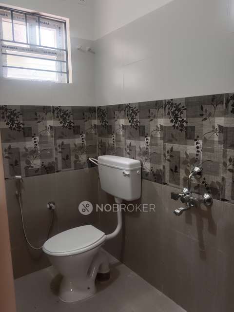 2 BHK Flat In Gomathi Ilam Thendral   For Sale  In 215, Krishna St, Gomathy Nagar, Selaiyur, Chennai, Tamil Nadu 600073, India