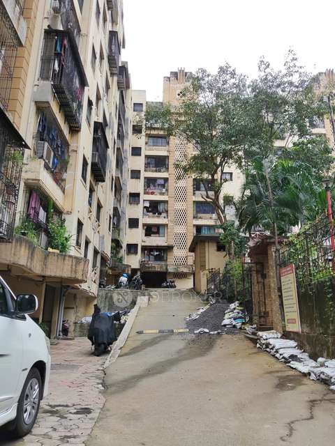 1 BHK Flat In Rajeshwar Chs For Sale  In Jogeshwari East