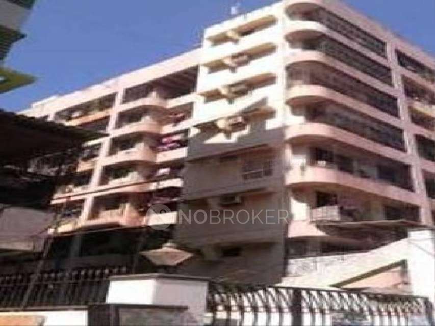 1 BHK Flat In Green View Apartment, Malad West For Sale  In Malad West