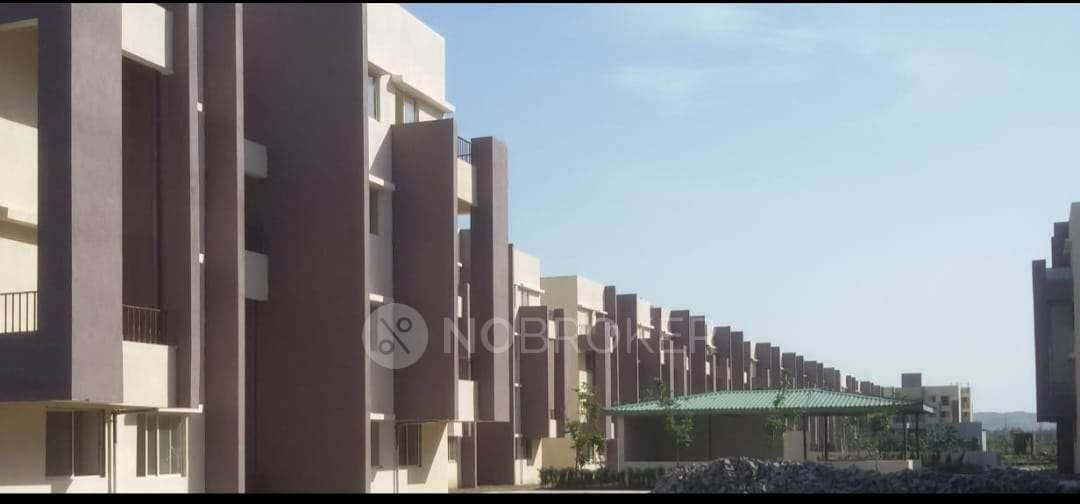 2 BHK Flat In Anand Gram Society Wakhari For Sale  In Wakhari