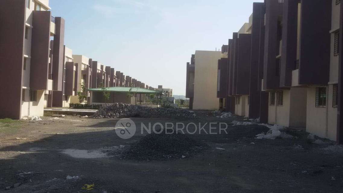 2 BHK Flat In Anand Gram Society Wakhari For Sale  In Wakhari