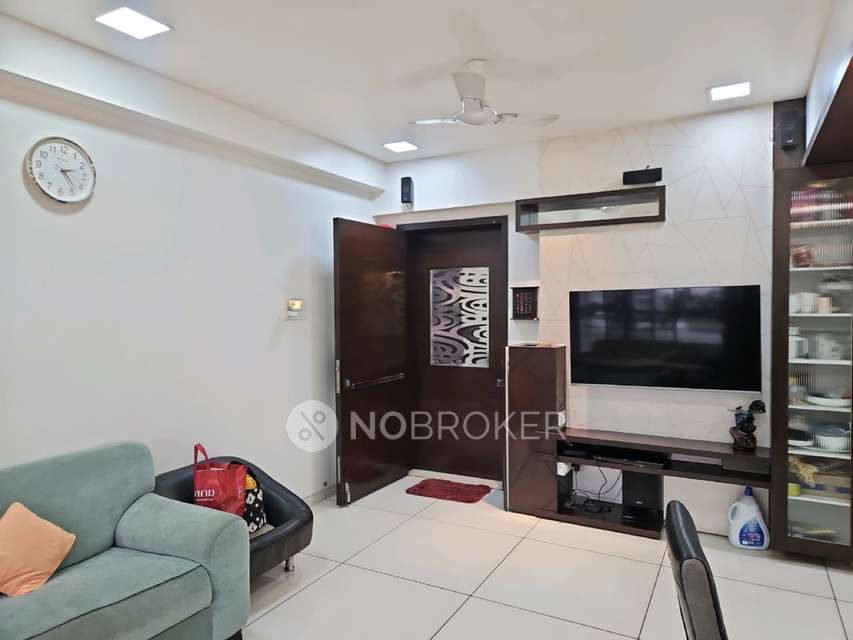 2 BHK Flat In Valencia Heights For Sale  In Byculla