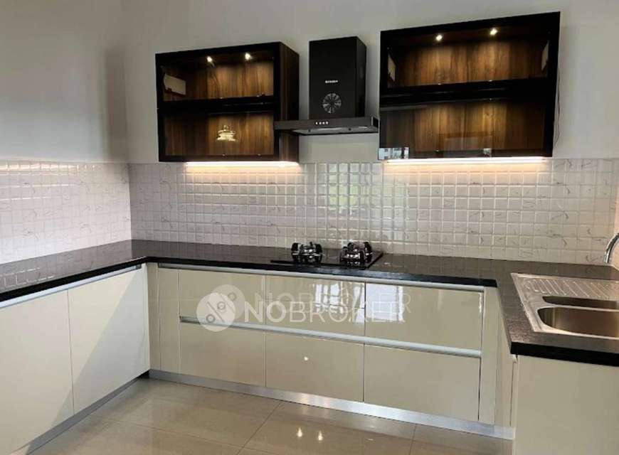 3 BHK Flat In Adarsh Park Heights For Sale  In Varthur 